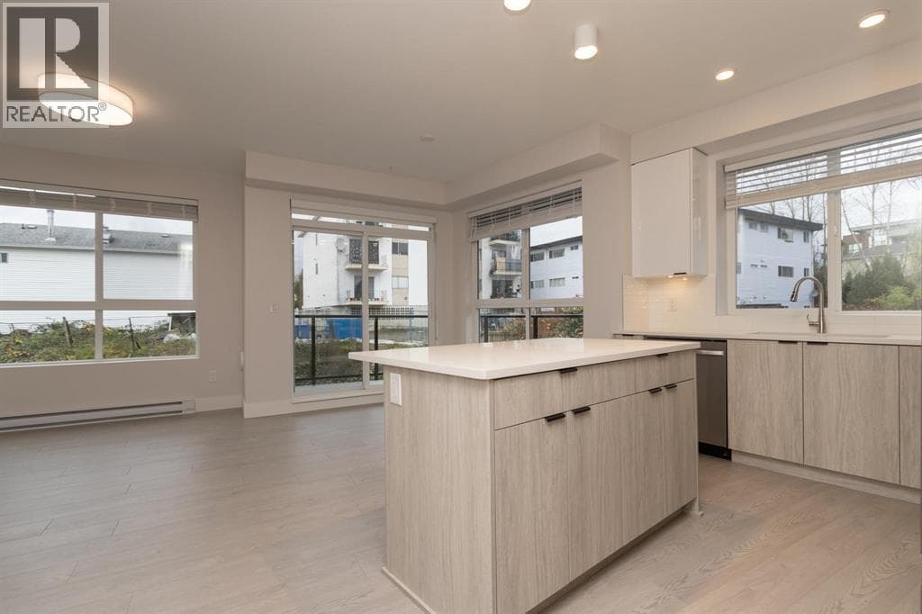 Maple Ridge — Maple Ridge - Main photo