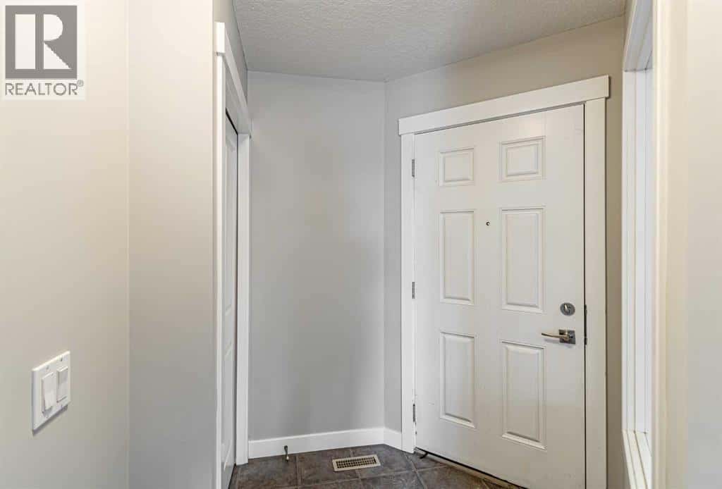 Calgary — Calgary - Photo 3 of 32