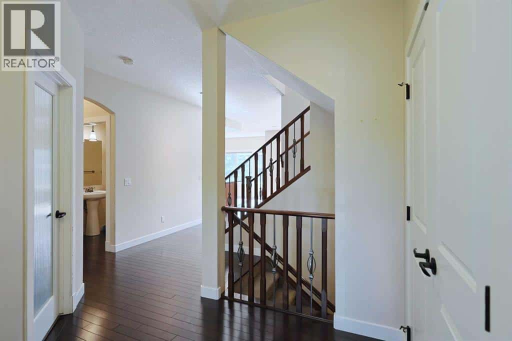 Calgary — Calgary - Photo 5 of 38