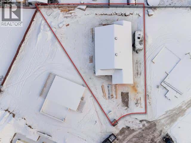 40 BERYL PLACE — Whitehorse, Yukon - Photo 5 of 29