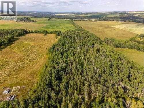 Range Road 44 — Rural Mountain View County, Alberta - Photo 2 of 3