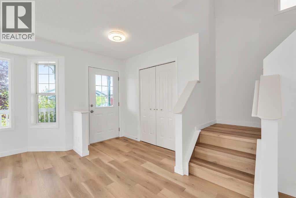 1149 Martindale Boulevard NE — Calgary, Alberta - Photo 4 of 40