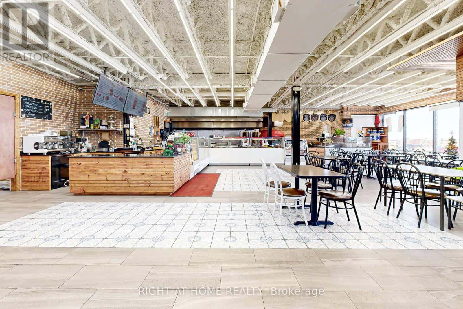 Toronto (Yorkdale-Glen Park) — Toronto (Yorkdale-Glen Park) - Photo 4 of 30