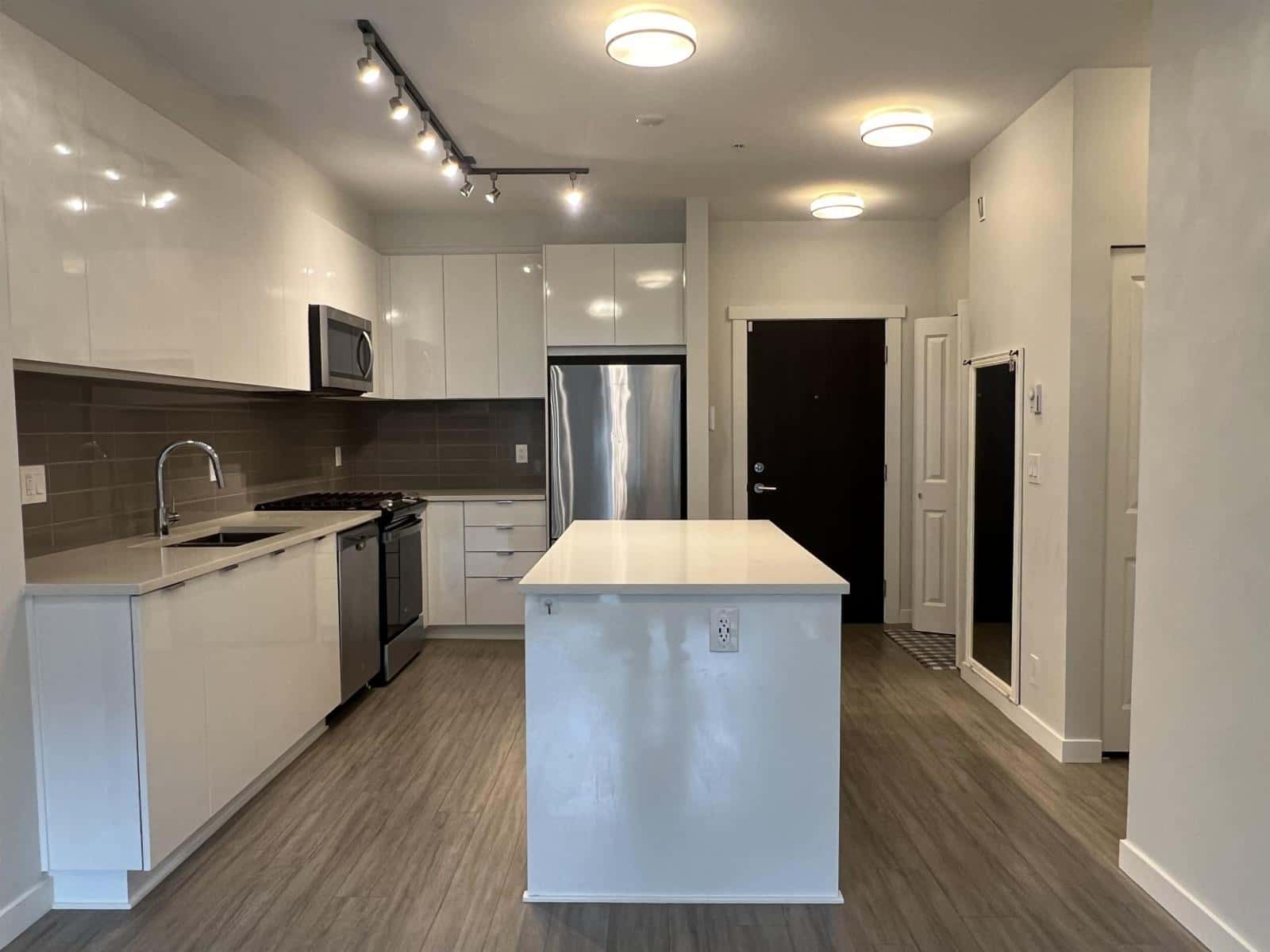 B109 8150 207 STREET — Langley, British Columbia - Photo 5 of 27