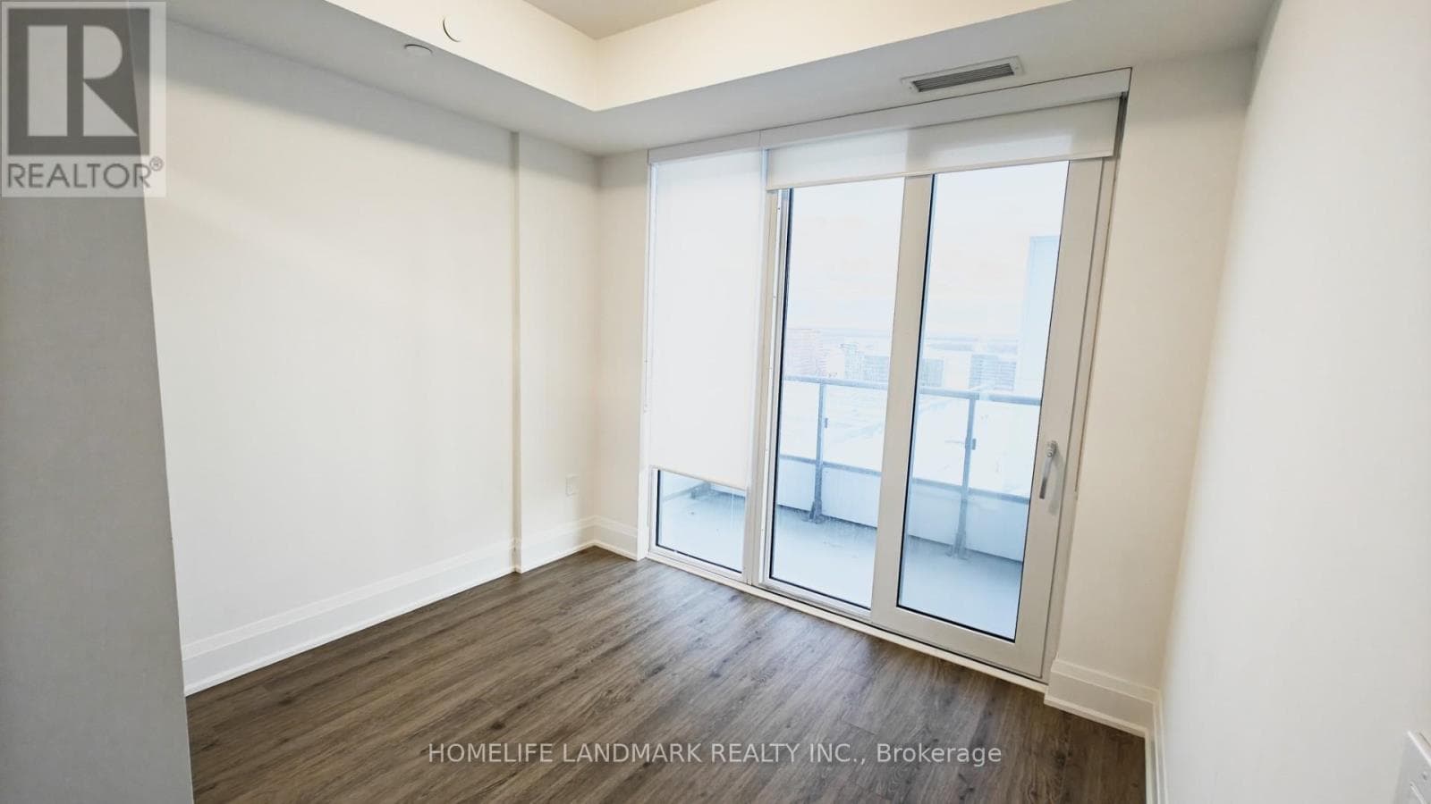 Toronto (Waterfront Communities) — Toronto (Waterfront Communities) - Main photo