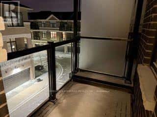 Richmond Hill — Richmond Hill - Photo 5 of 12