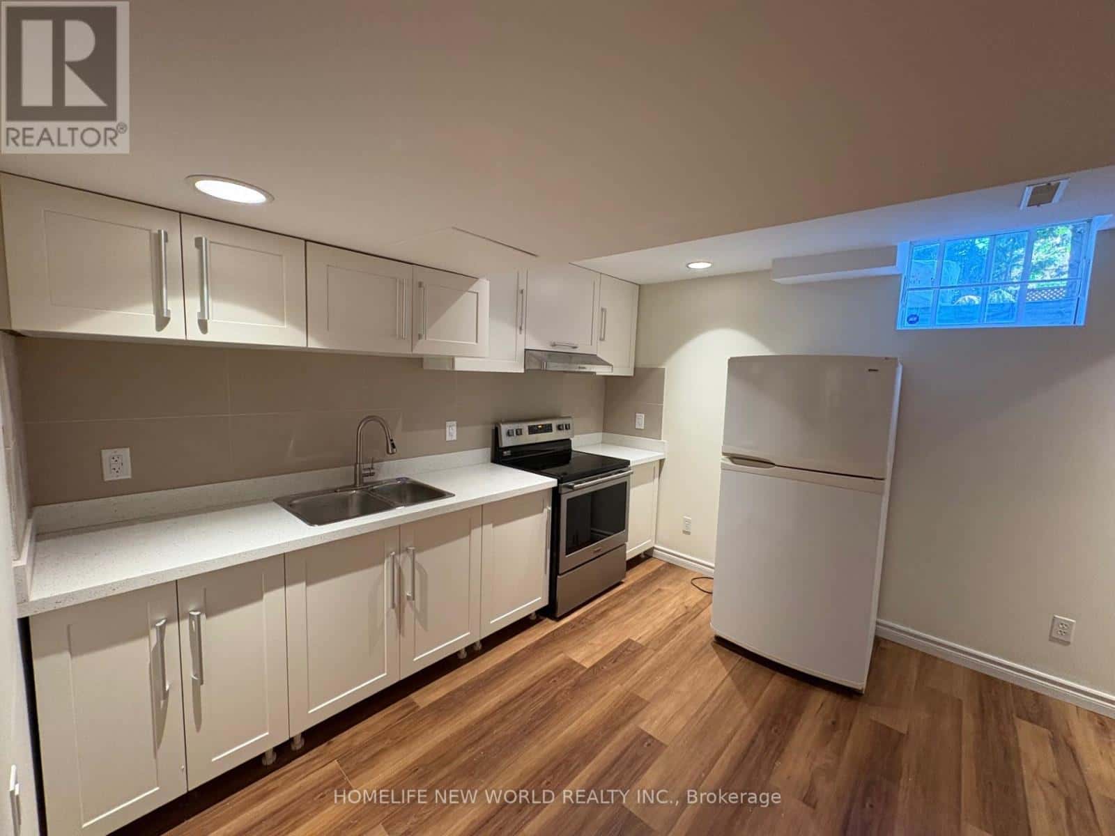 Markham (Berczy) — Markham (Berczy) - Photo 5 of 24