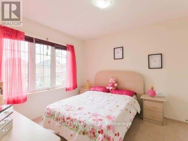 Brampton (Northwest Brampton) — Brampton (Northwest Brampton) - Photo 3 of 11