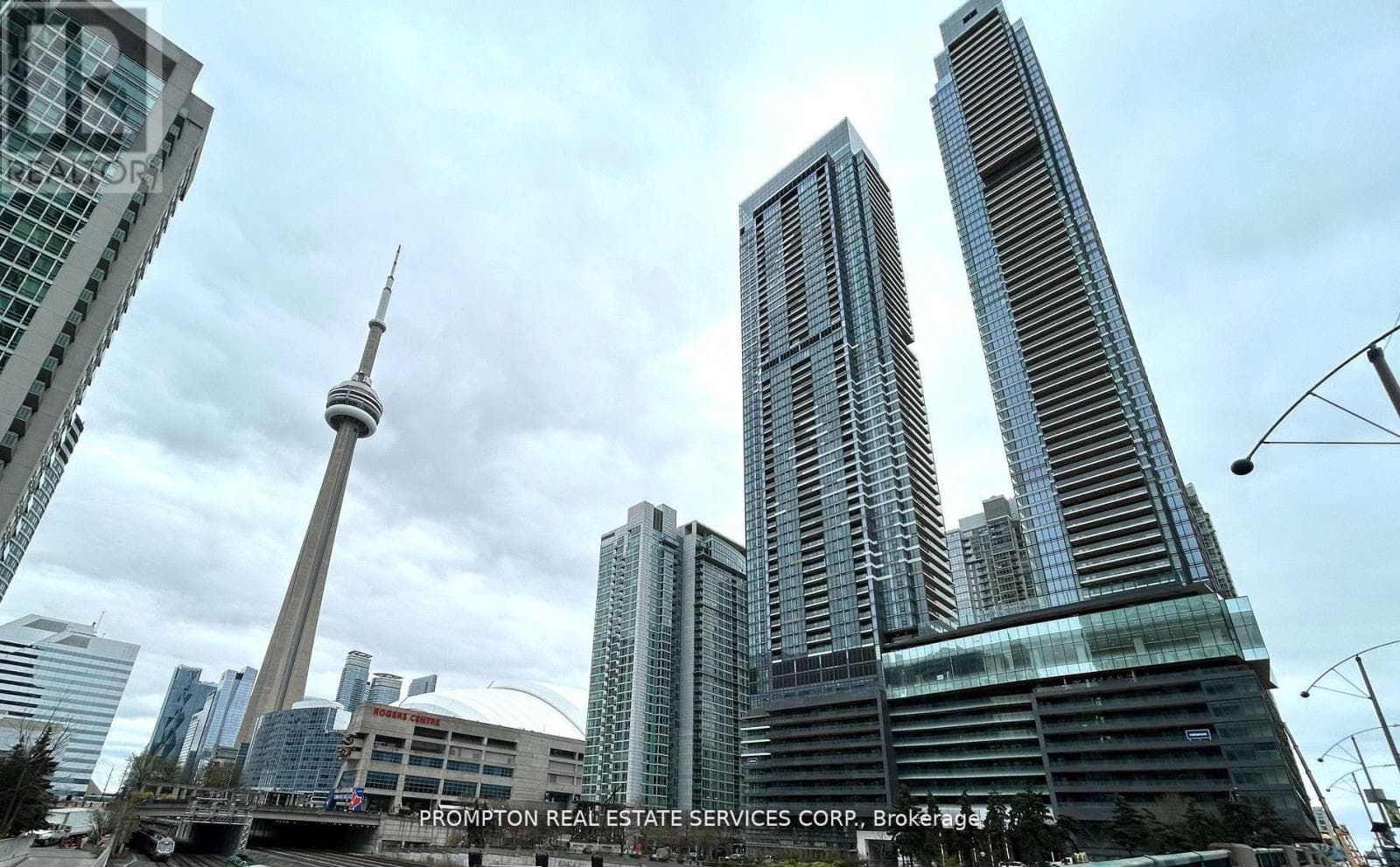 Toronto (Waterfront Communities) — Toronto (Waterfront Communities) - Main photo