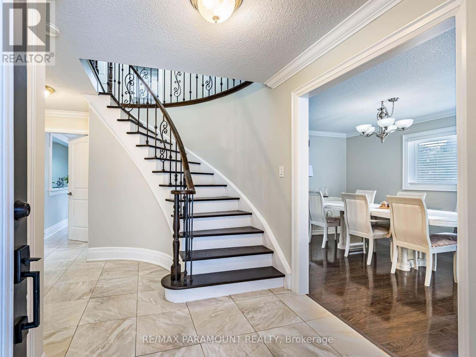 Caledon (Caledon East) — Caledon (Caledon East) - Photo 5 of 50