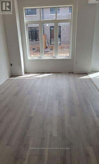 Niagara Falls (Oldfield) — Niagara Falls (Oldfield) - Photo 3 of 8