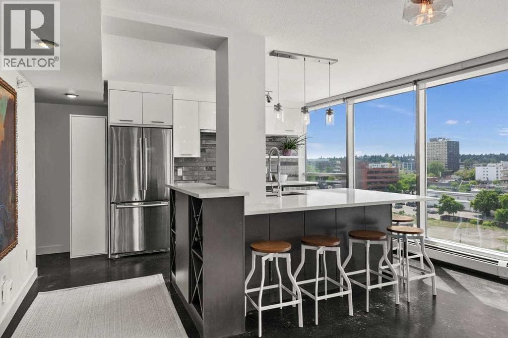 909, 188 15 Avenue SW — Calgary, Alberta - Main photo