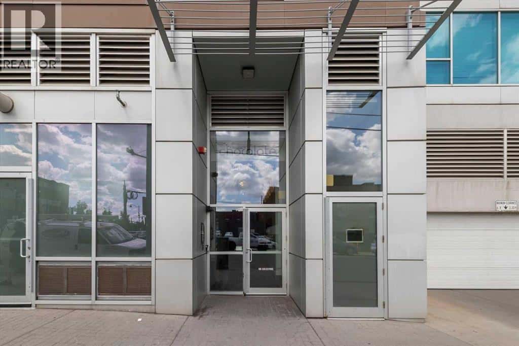 Calgary — Calgary - Photo 3 of 42