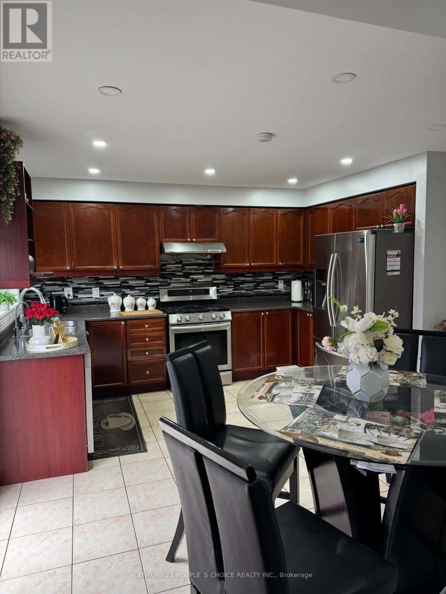 Brampton (Vales of Castlemore) — Brampton (Vales of Castlemore) - Photo 5 of 50