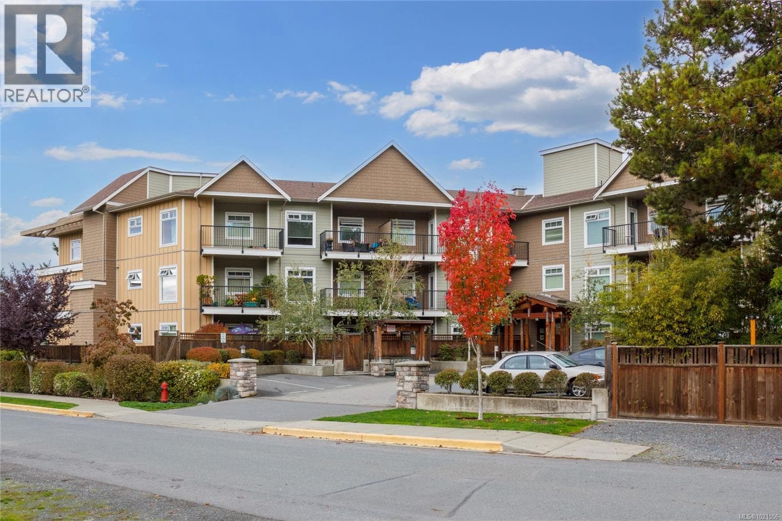 View Royal — View Royal - Main photo