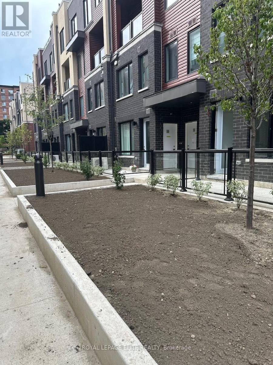 Mississauga (Erin Mills) — Mississauga (Erin Mills) - Main photo