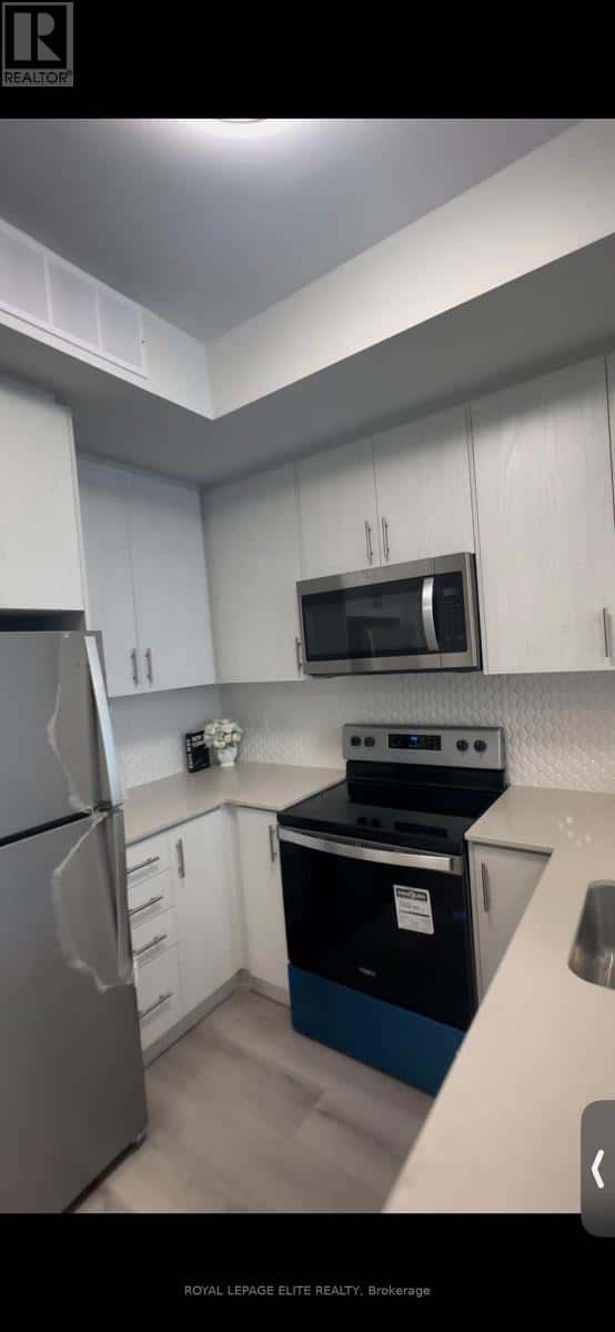 Mississauga (Erin Mills) — Mississauga (Erin Mills) - Photo 2 of 6