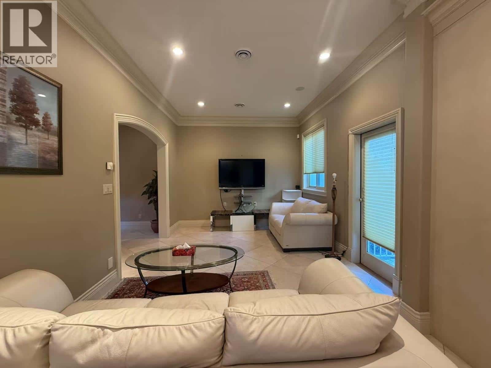 West Vancouver — West Vancouver - Photo 5 of 30