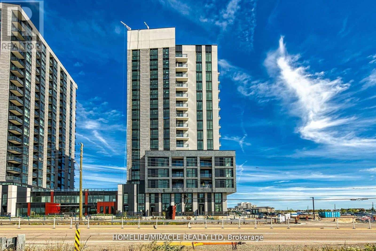 Oakville (JM Joshua Meadows) — Oakville (JM Joshua Meadows) - Photo 3 of 25