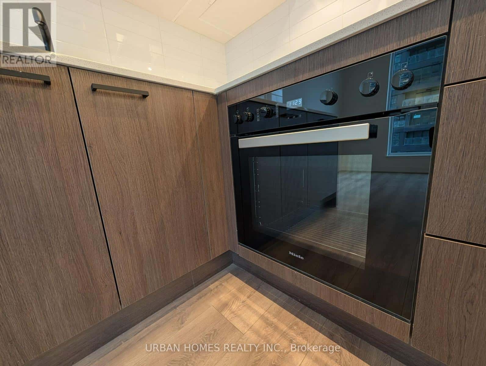 Toronto (Banbury-Don Mills) — Toronto (Banbury-Don Mills) - Photo 4 of 16