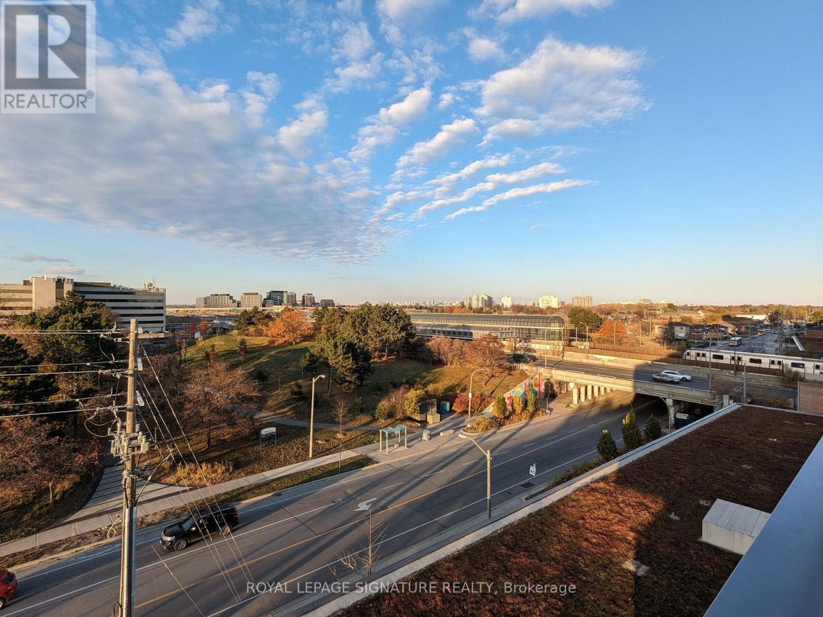 Toronto (Yorkdale-Glen Park) — Toronto (Yorkdale-Glen Park) - Main photo