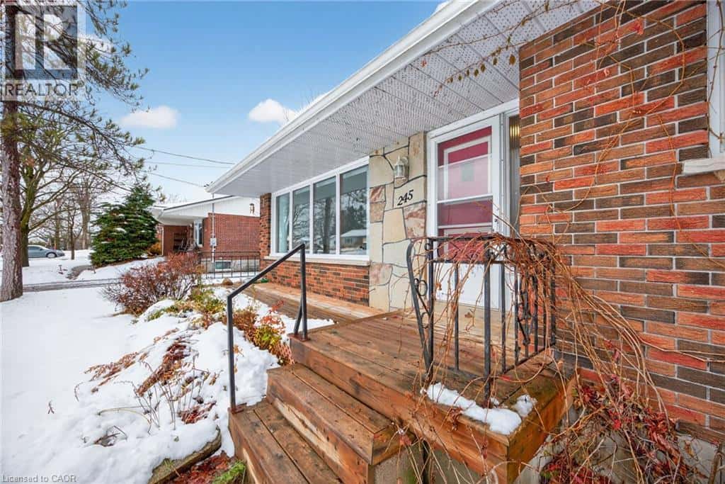 Dundalk — Dundalk - Photo 5 of 46