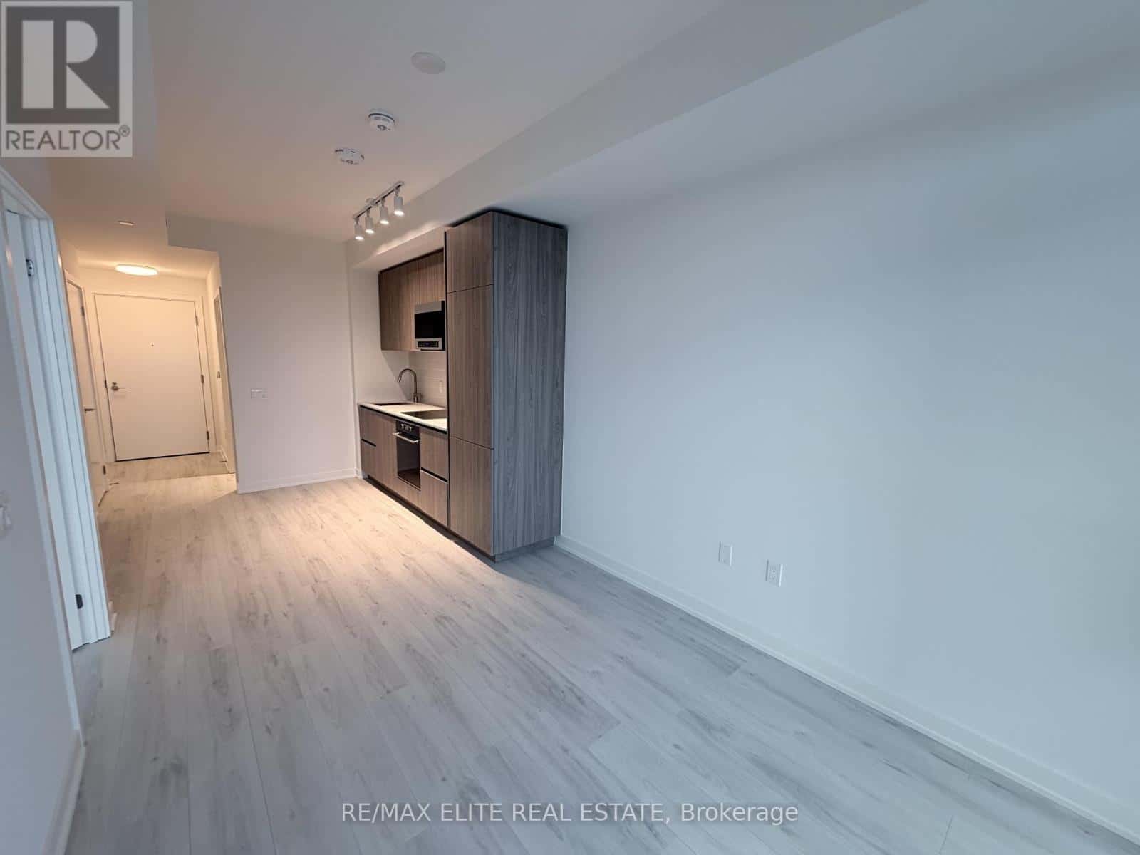 Toronto (Mount Pleasant West) — Toronto (Mount Pleasant West) - Photo 4 of 21