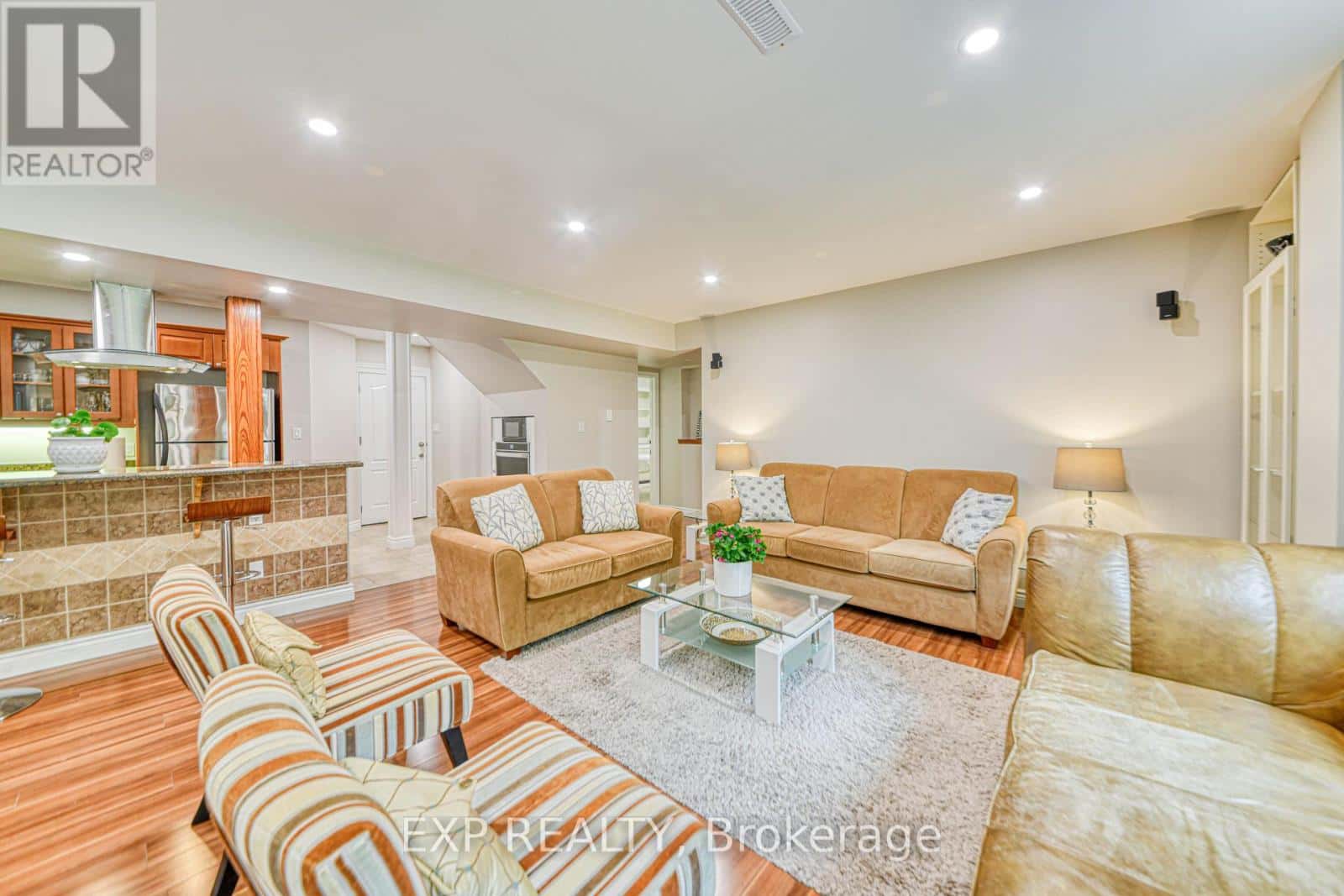 Hamilton (Meadowlands) — Hamilton (Meadowlands) - Photo 4 of 30