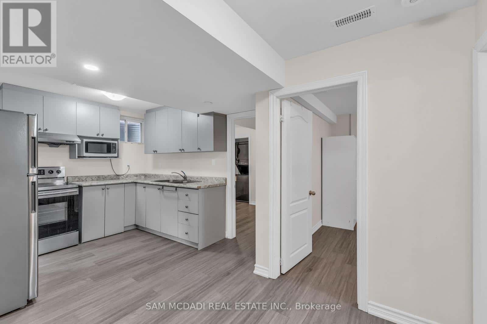 Milton (HA Harrison) — Milton (HA Harrison) - Photo 5 of 14