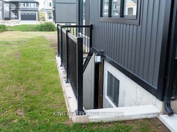 Niagara Falls (Brown) — Niagara Falls (Brown) - Photo 2 of 11