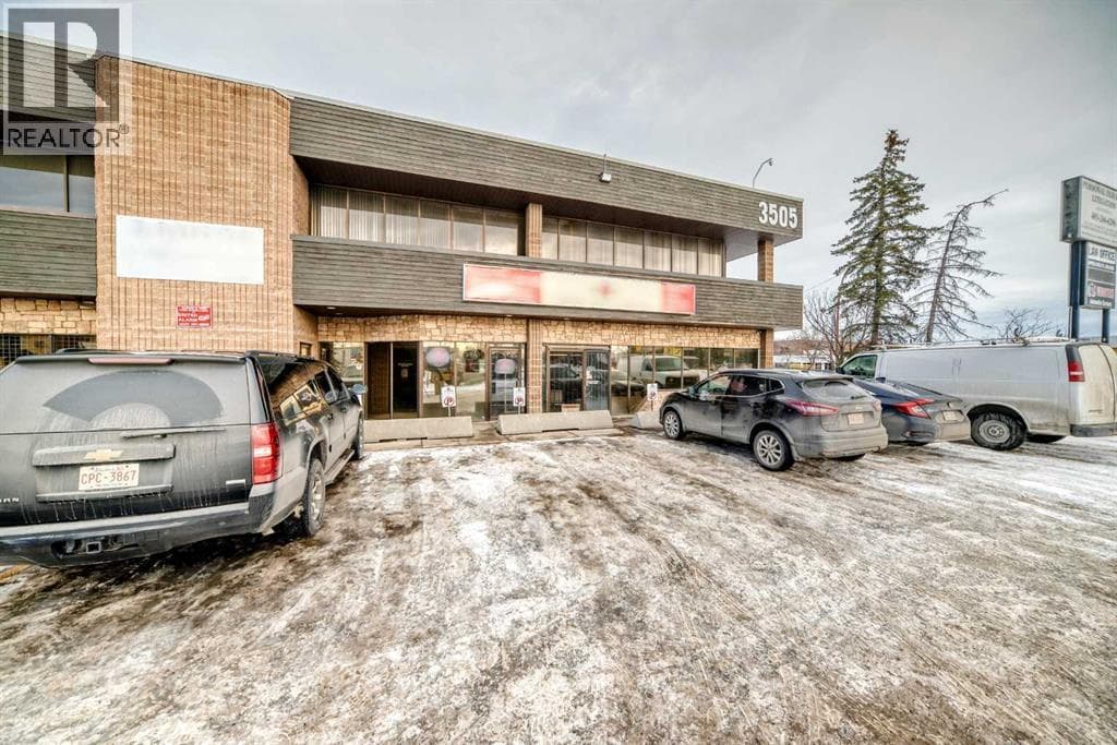 3505 32 Street NE — Calgary - Main photo