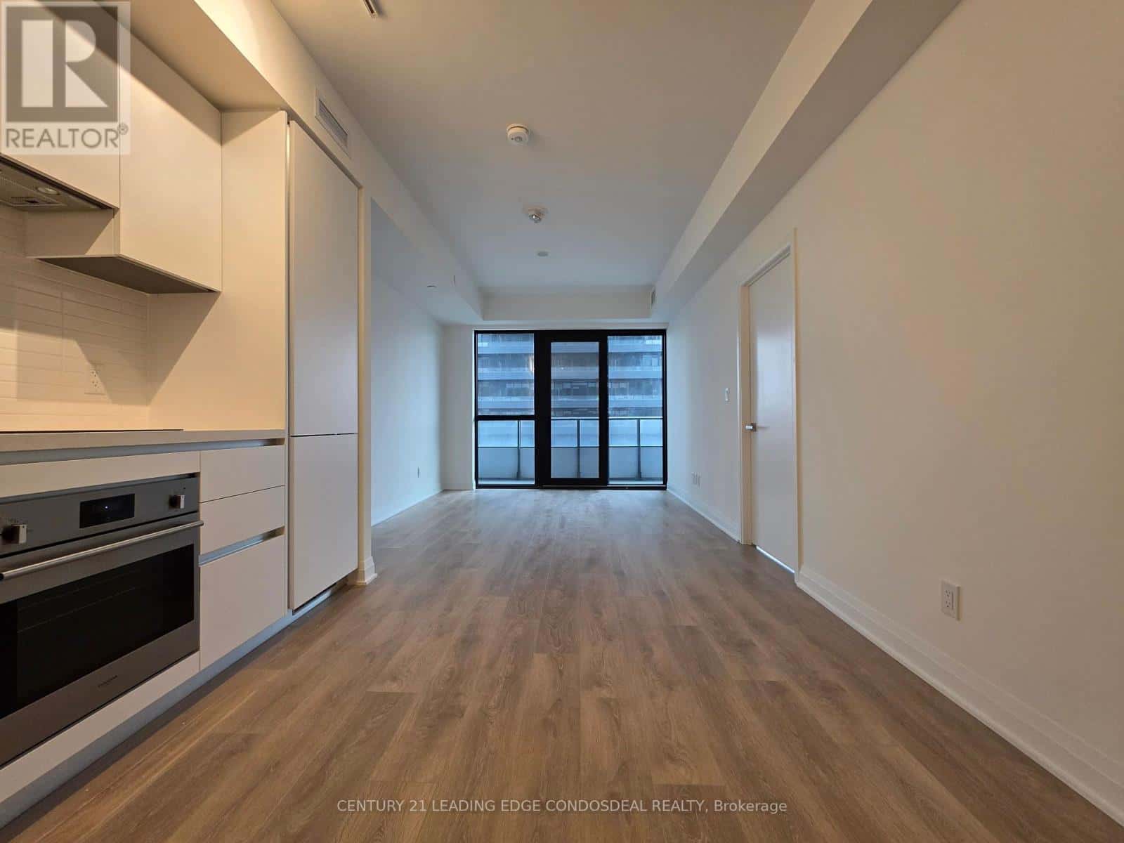 Mississauga (City Centre) — Mississauga (City Centre) - Photo 4 of 18