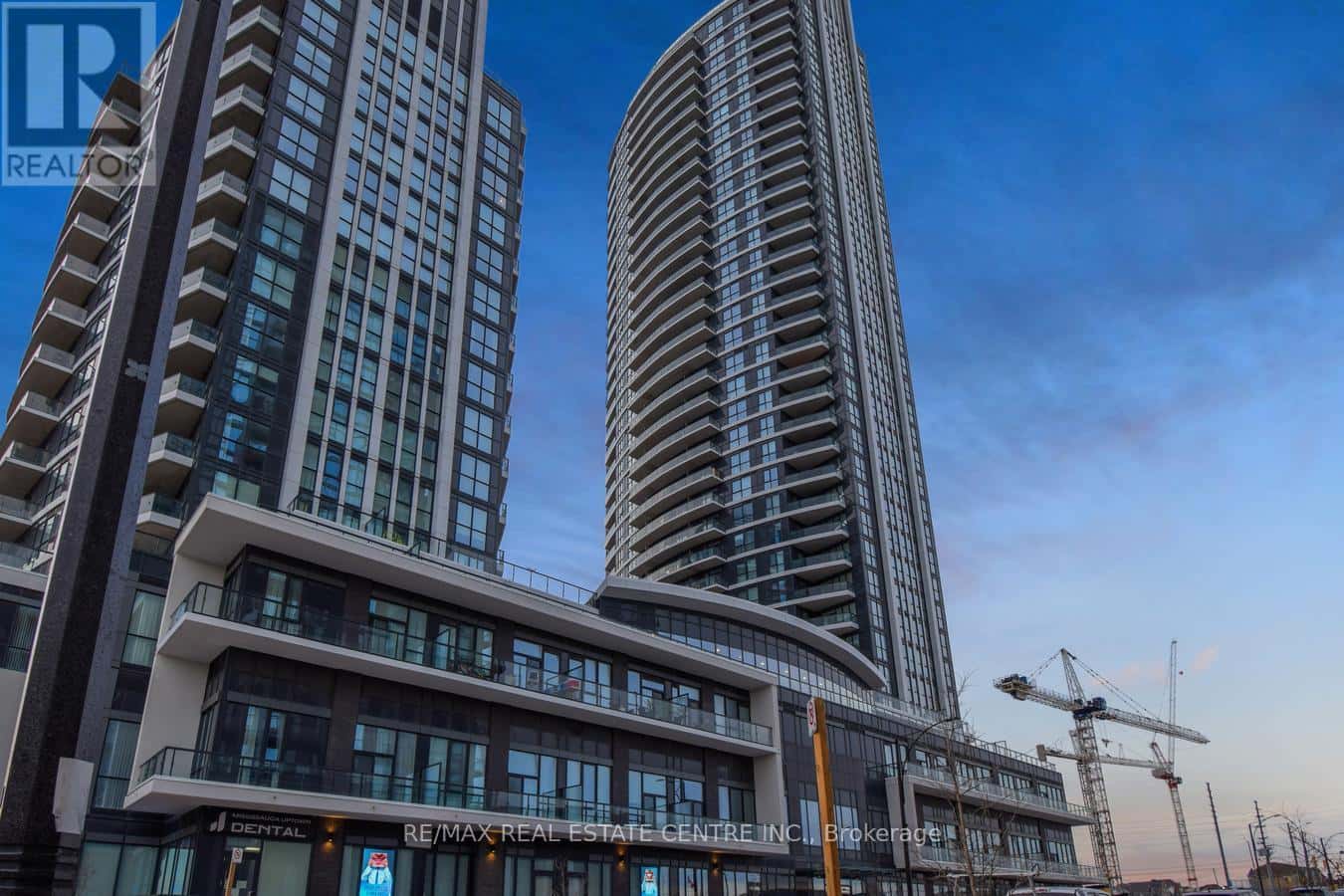 Mississauga (Hurontario) — Mississauga (Hurontario) - Photo 2 of 28