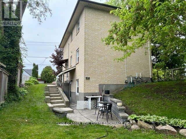 London East (East C) — London East (East C) - Photo 2 of 50