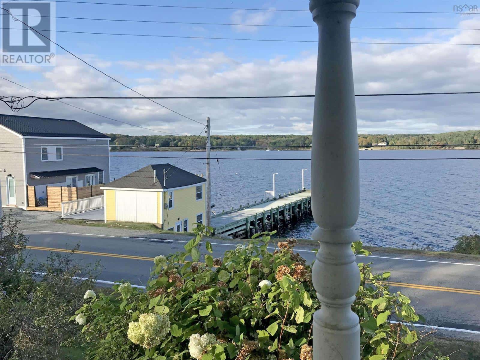 997 main Street, 9114 Hwy 3 — Mahone Bay, Nova Scotia - Photo 3 of 35