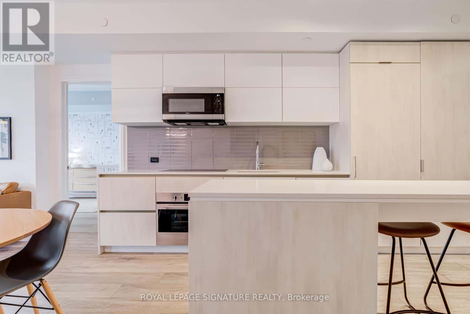 Mississauga (Port Credit) — Mississauga (Port Credit) - Photo 4 of 27