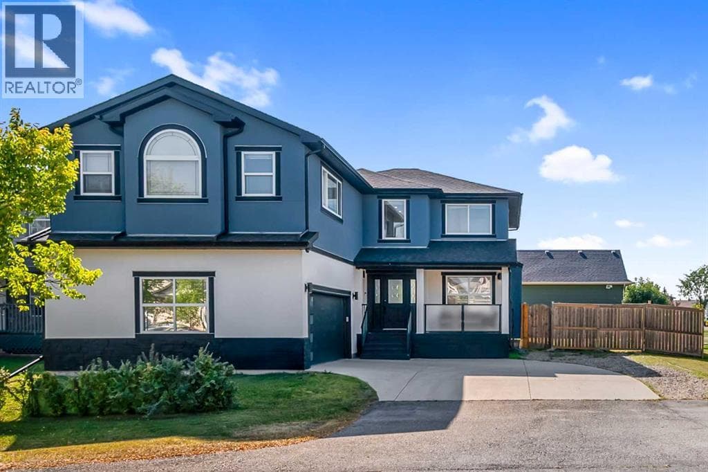 80 Canoe Square SW — Airdrie, Alberta - Main photo