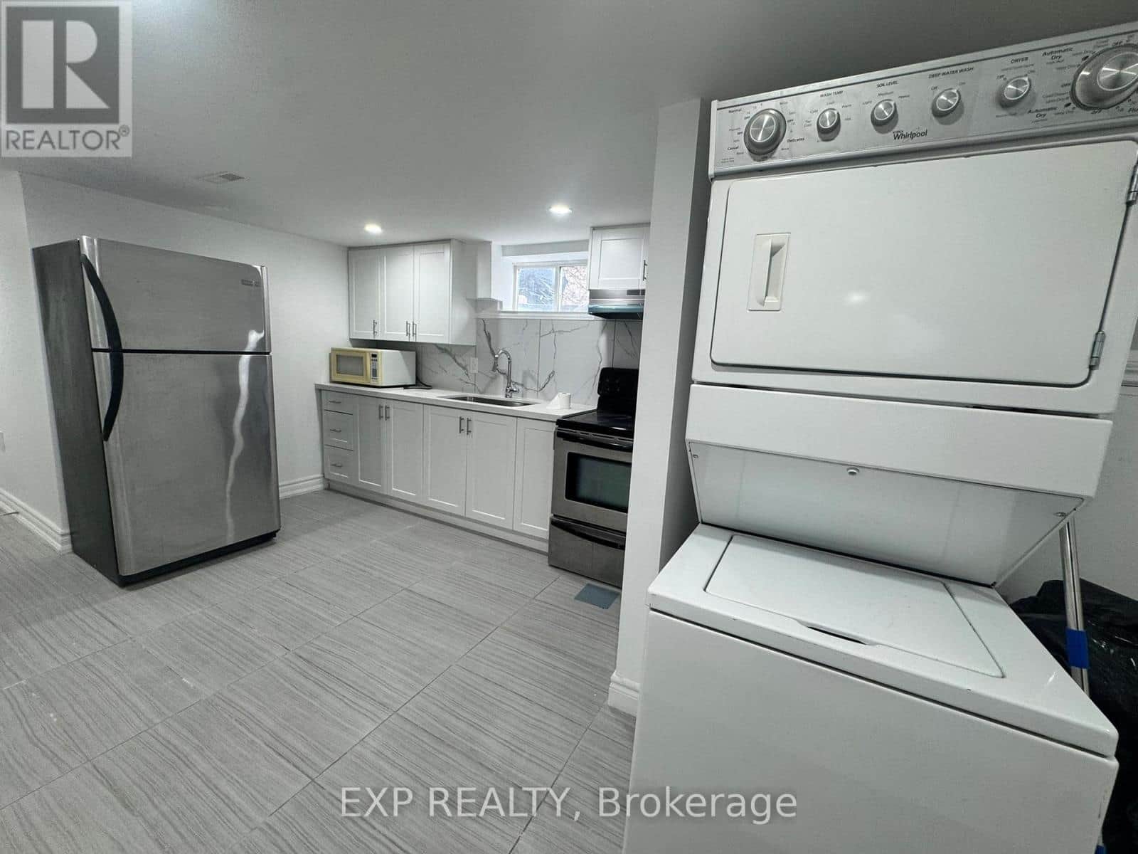 LOWER - 97 CENTRAL PARK BOULEVARD N - Photo 4 of 9, Oshawa (O'Neill), Ontario