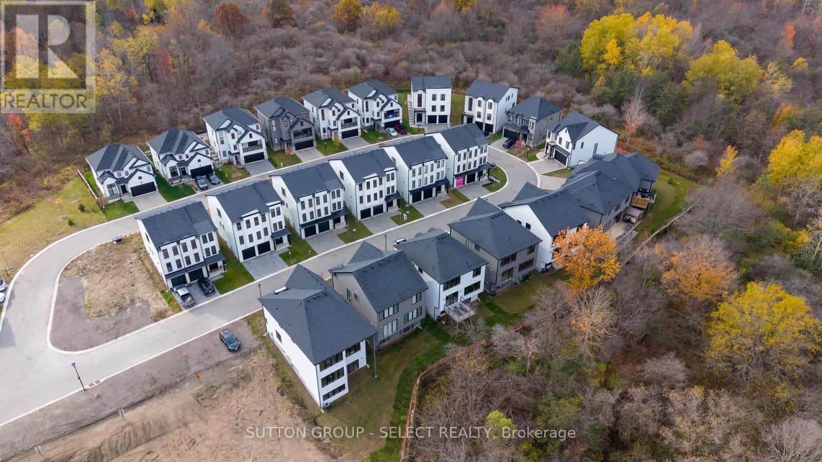 London South (South U) — London South (South U) - Photo 2 of 30