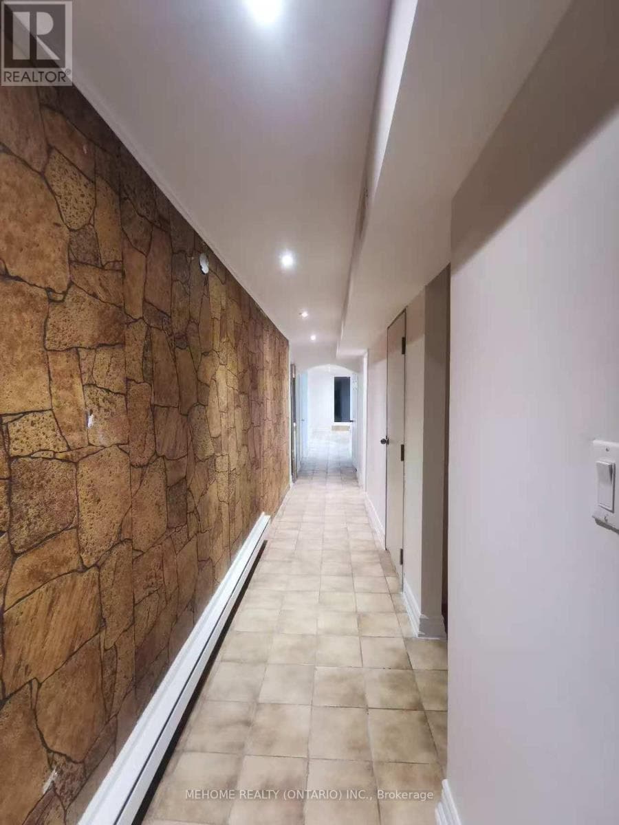 Toronto (Pleasant View) — Toronto (Pleasant View) - Main photo