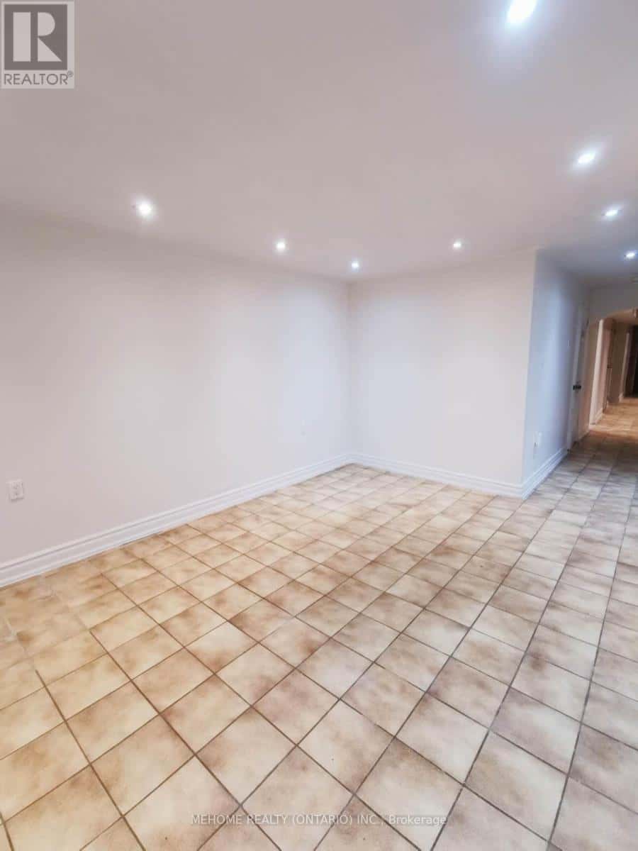 Toronto (Pleasant View) — Toronto (Pleasant View) - Photo 4 of 9