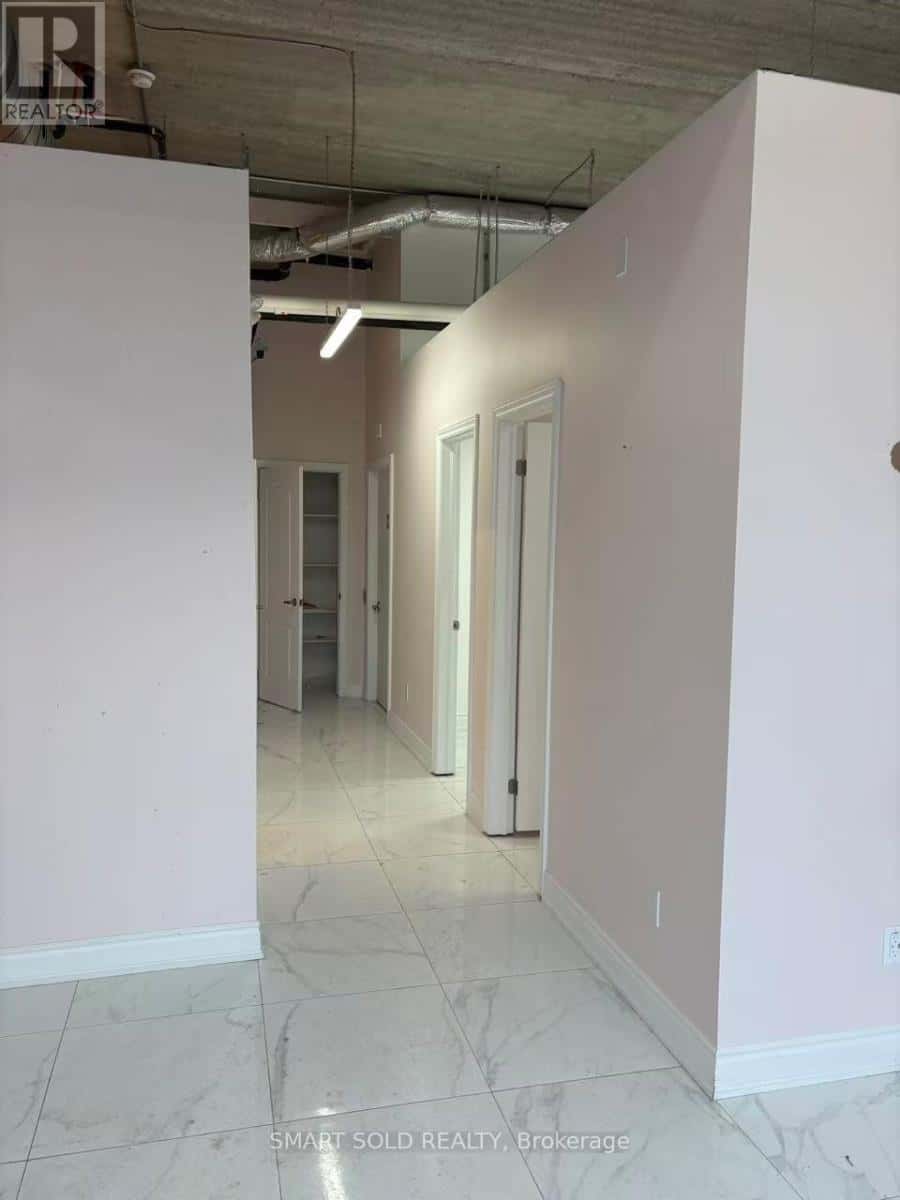 Markham (Box Grove) — Markham (Box Grove) - Photo 3 of 5