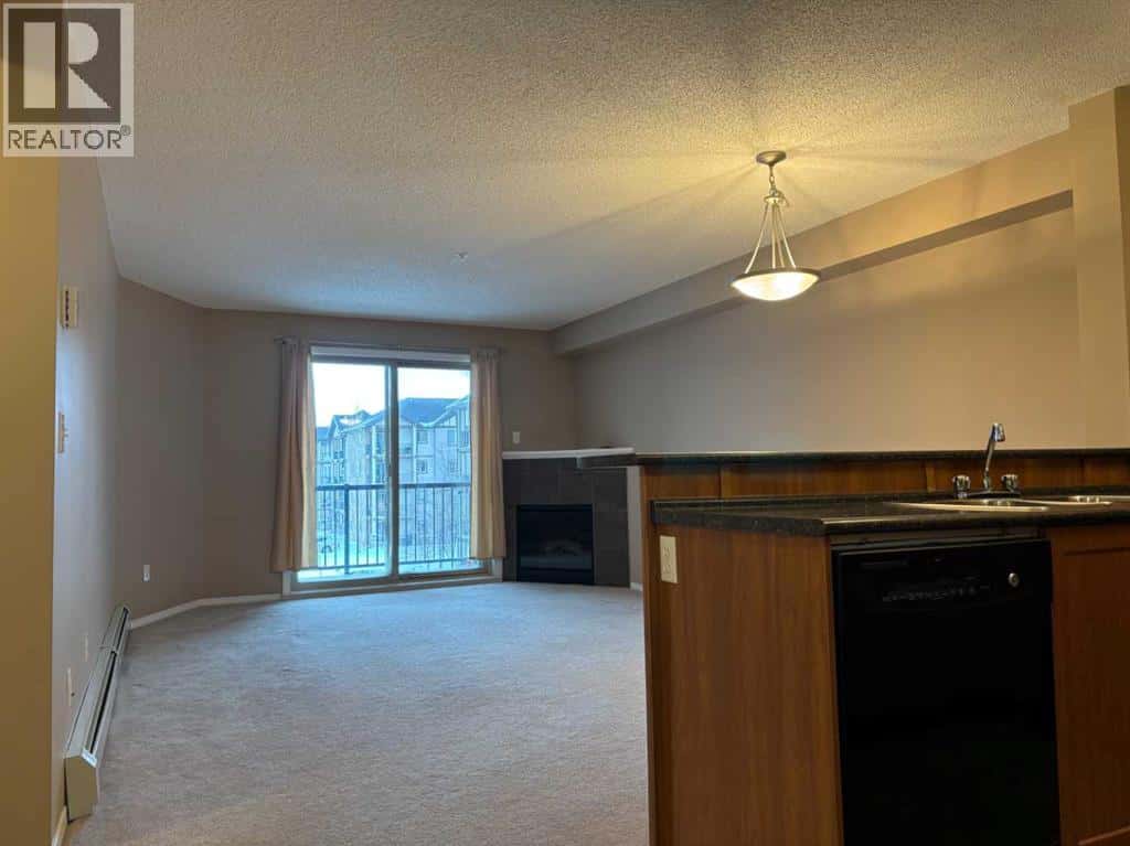 Calgary — Calgary - Photo 4 of 23