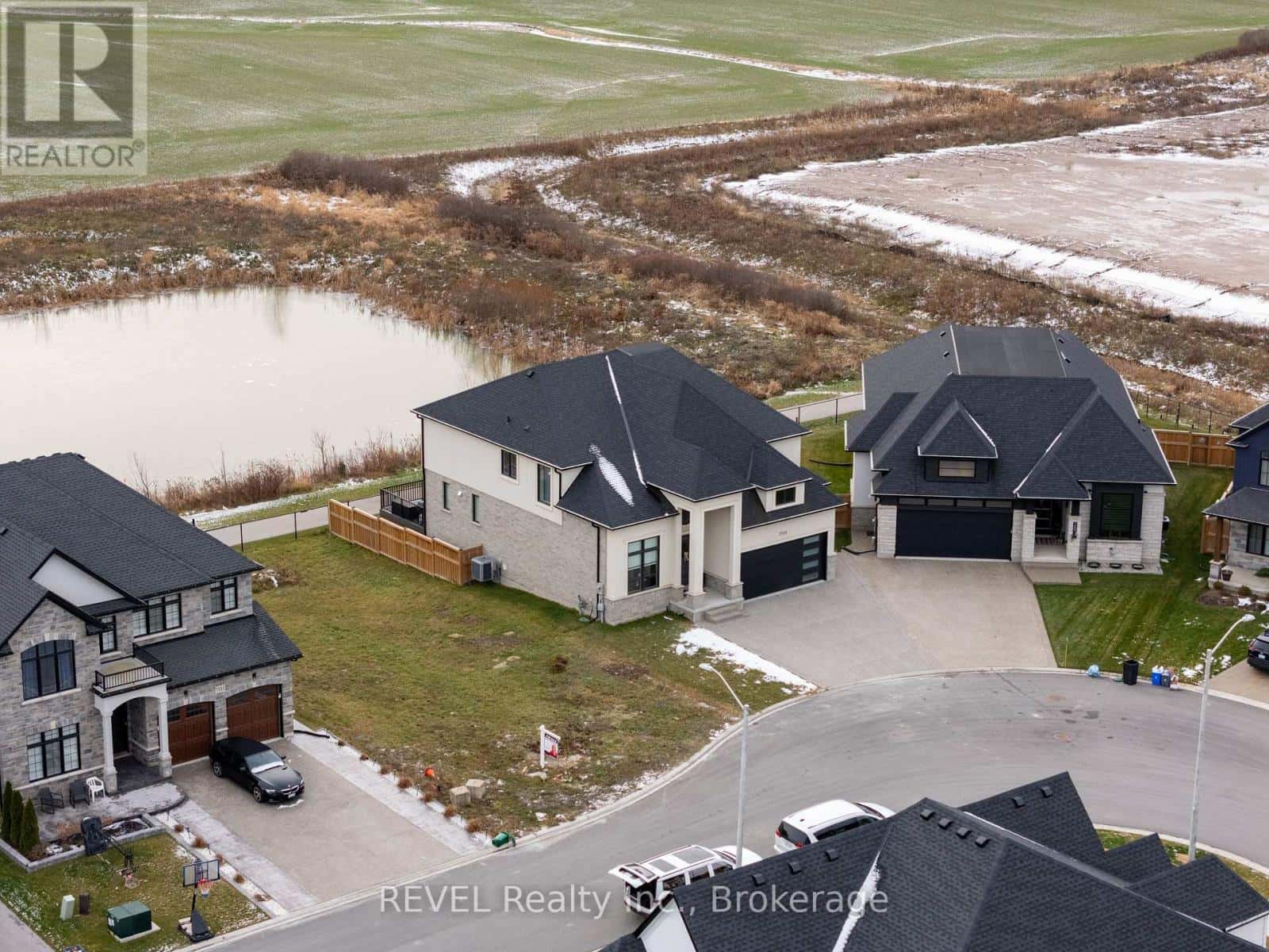 Niagara Falls (Brown) — Niagara Falls (Brown) - Photo 5 of 49