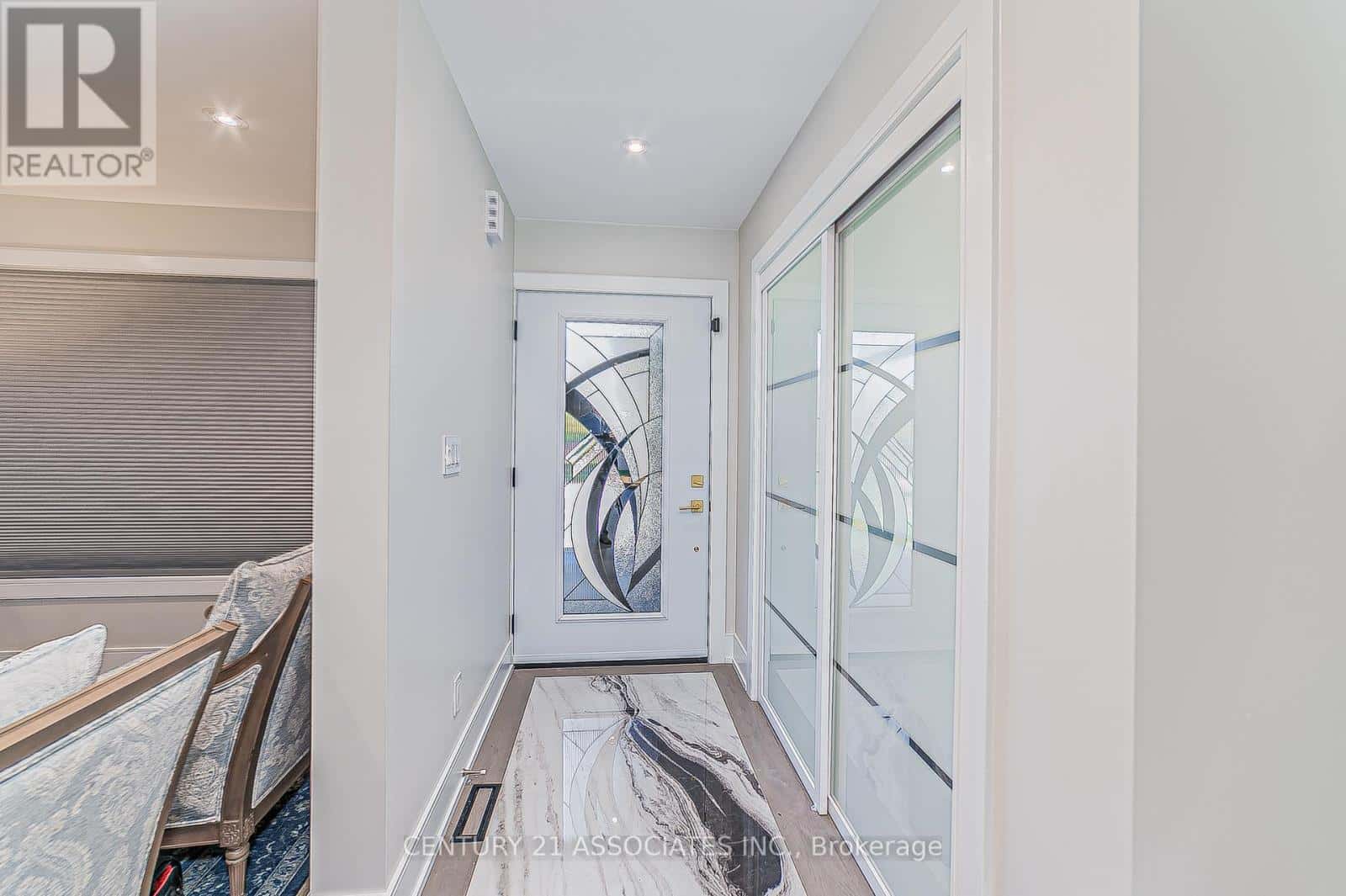 Mississauga (East Credit) — Mississauga (East Credit) - Photo 2 of 41