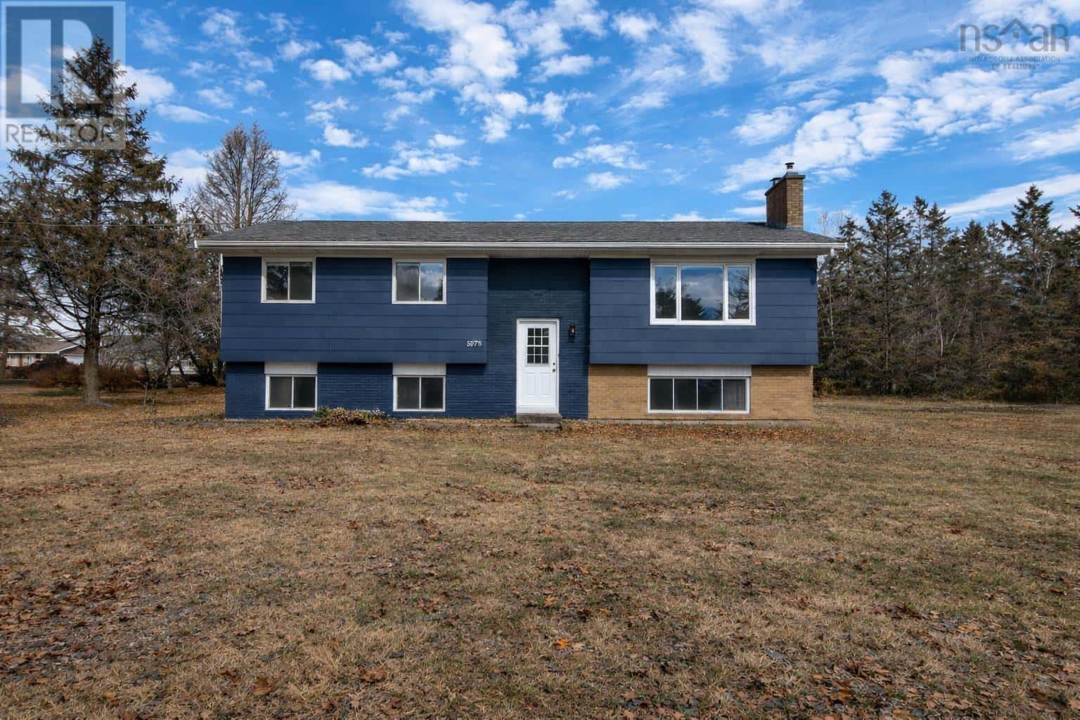 3 Murray Road — Eastern Passage, Nova Scotia - Photo 4 of 37