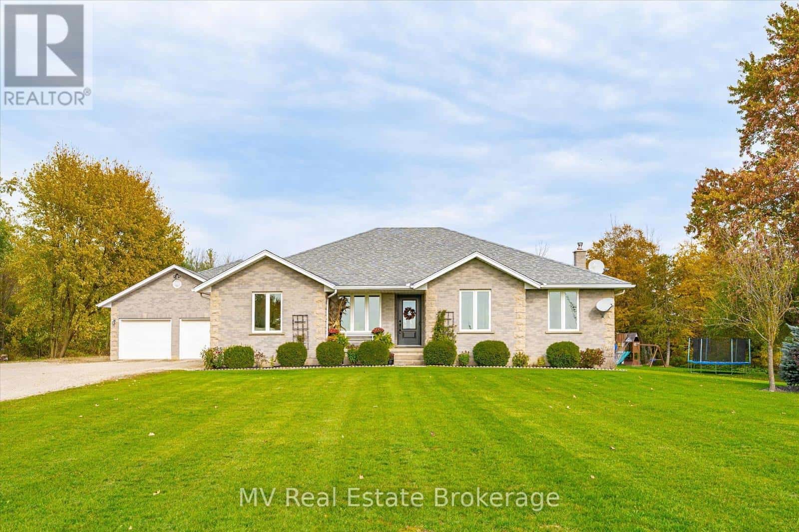 Centre Wellington — Centre Wellington - Photo 2 of 50