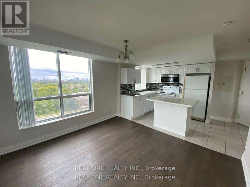 Mississauga (Central Erin Mills) — Mississauga (Central Erin Mills) - Photo 5 of 13