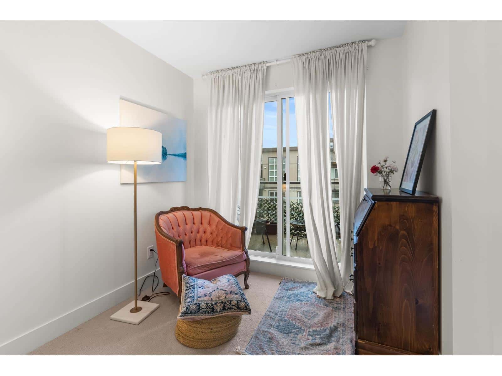 Abbotsford — Abbotsford - Photo 3 of 25