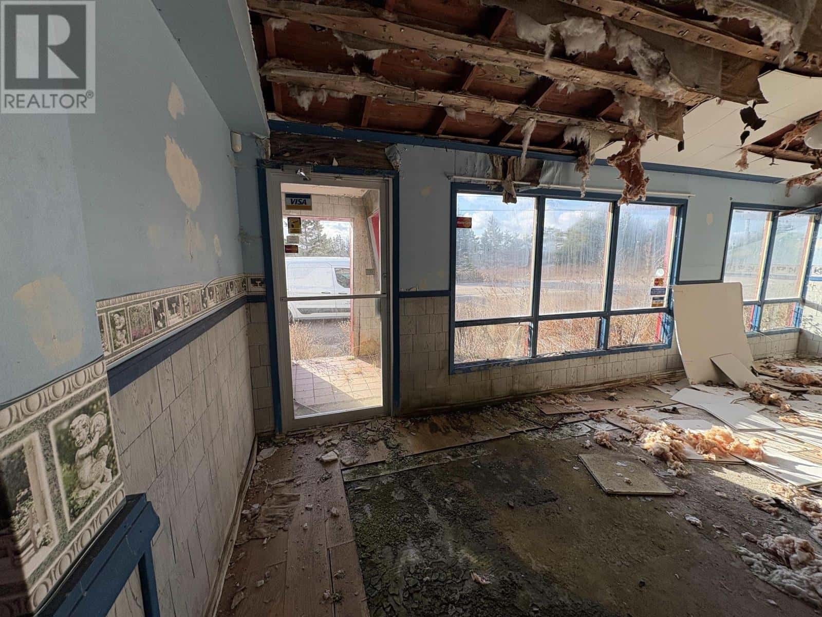 Spanish Ship Bay — Spanish Ship Bay - Photo 3 of 5